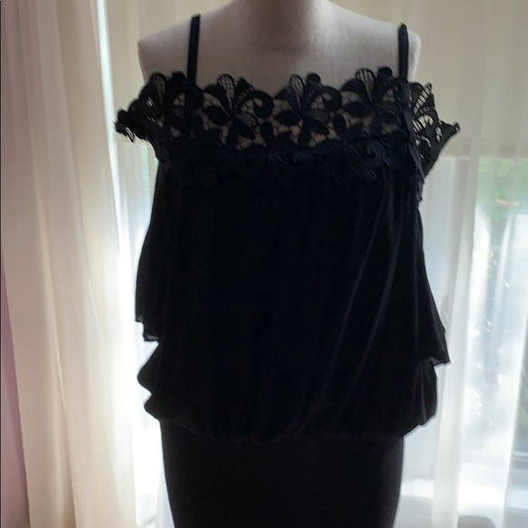 Tops - Picture 1 of 4